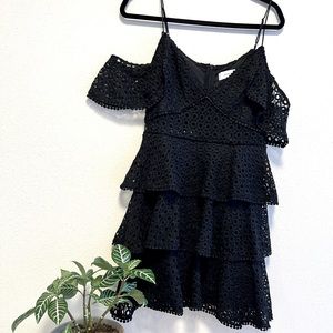BLACK LACE MINI DRESS